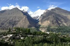 中巴划界谈判，我国为何将2万平方公里土地，拱手让给巴基斯坦？图片