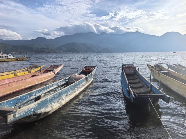 《泸沽湖走婚桥》