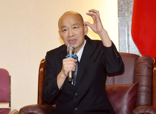 台学者：韩国瑜造势能力比卢秀燕强