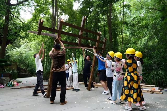 研学招募丨穿越回唐朝当建造师？杜甫请你帮他建茅屋啦！
