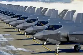 惨！被美军拒收的F-35，已经快没地儿放了……图片