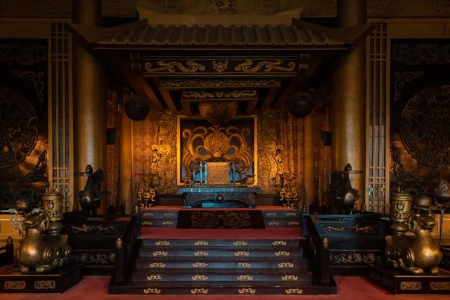 古代皇帝死后，新皇帝如何对待后宫3000小妈？一方法现在难以接受