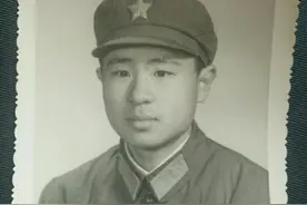 78年借给战友70元，退伍后我们再无联系，多年后再见已物是人非！图片