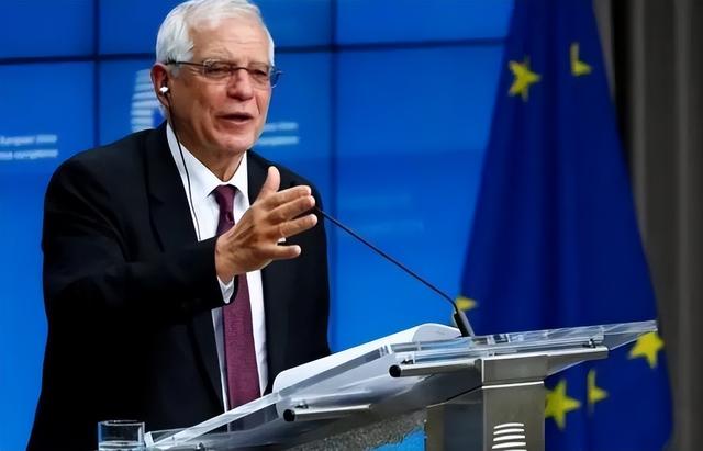 特朗普中断采访，离场去接北京电话	，中方提了个要求，与台海有关