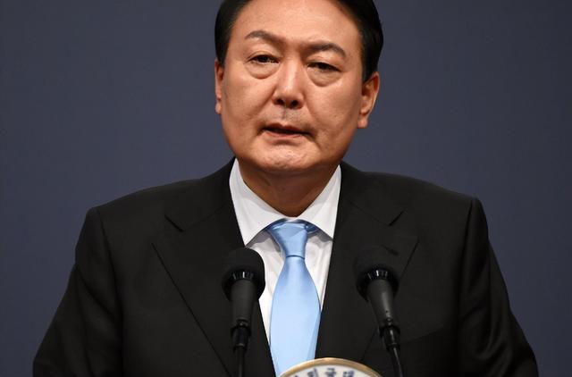 吃完了酒席，李在明启程离京，临走前终于对华改口	，一个时代告终