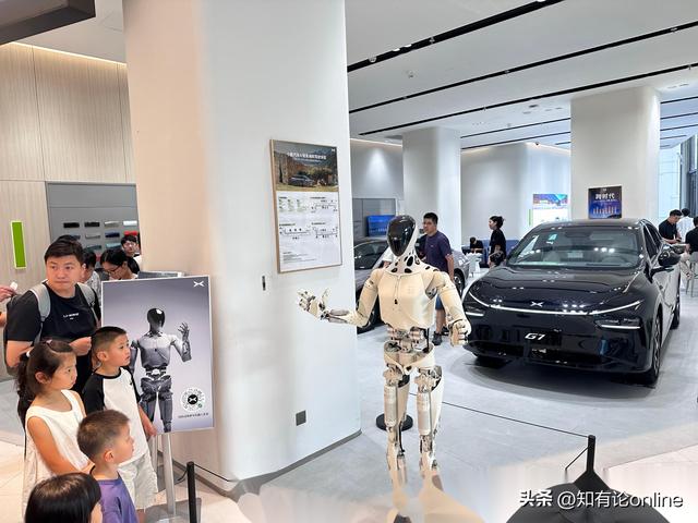 技术领先却输在产能	， 何小鹏的3000TOPS能否击败马斯克50万产能？