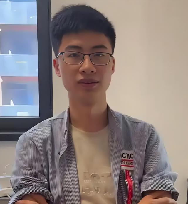 远离造神陷阱！央视采访暴露庞众望真实现状，给所有人提了个醒