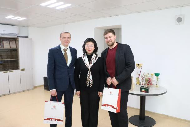 跨越山海的文化与认知之旅——长春东方职业学院赴符拉迪沃斯托克研学