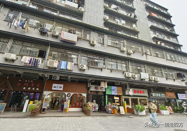 被誉为"活着的武汉近代史书"的历史街区昙华林