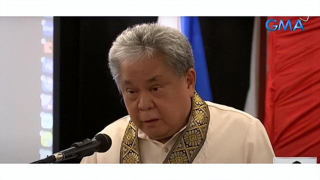 中菲关系质变，马科斯发出新战书，菲外交部反了，直接对华举白旗