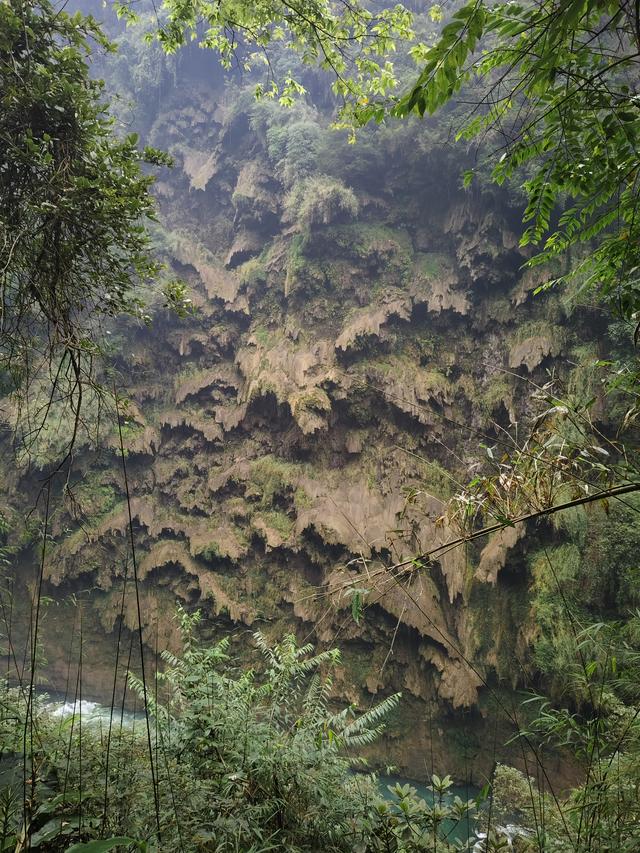 南行漫记：我见过地球上最美丽的一道疤痕，她叫马岭河峡谷