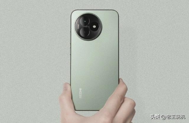 小米终于妥协，7410mAh+16GB+1TB，新机国补后还变相降价