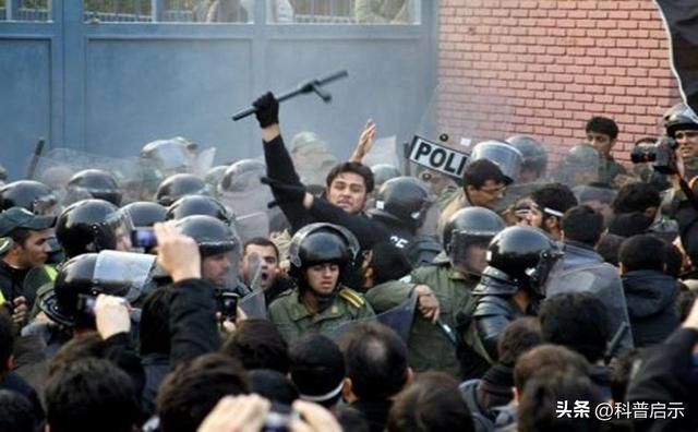 当不成总统了？刚发起斩首行动，特朗普就迎来噩耗	，美国陷入混乱