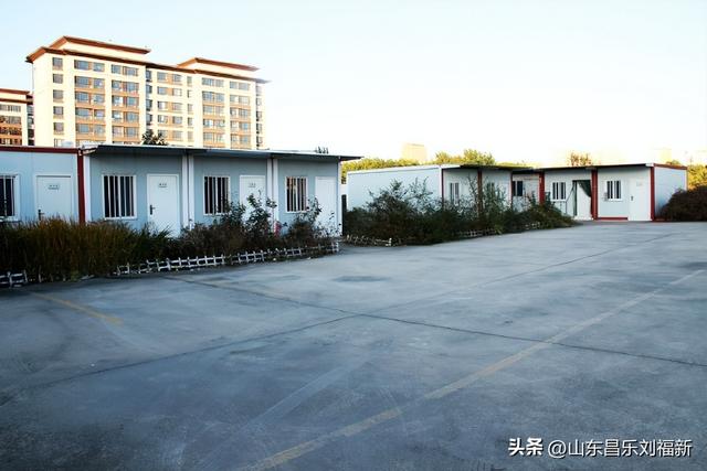 蓝天白云·径去西城拍片