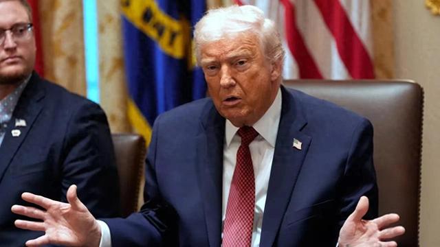 彻底不演了！特朗普宣布，从委扣押的中国油轮，将由美国永久保留