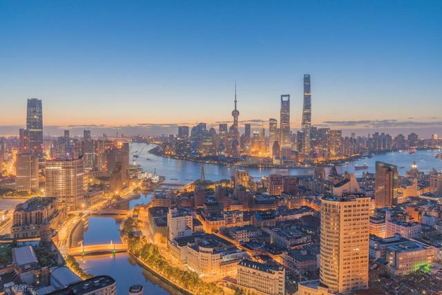 上海外滩究竟应当怎么玩？看看我设计的环线旅游攻略