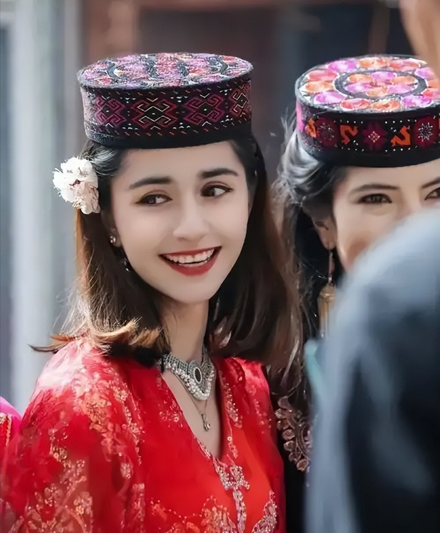 中国唯一的白种人民族：不与外族人通婚，热爱祖国自愿守卫边疆