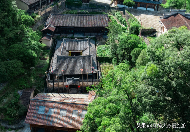想体验听虫鸣看星星吗？来浙江700年古村吧，真如仙境般梦幻！
