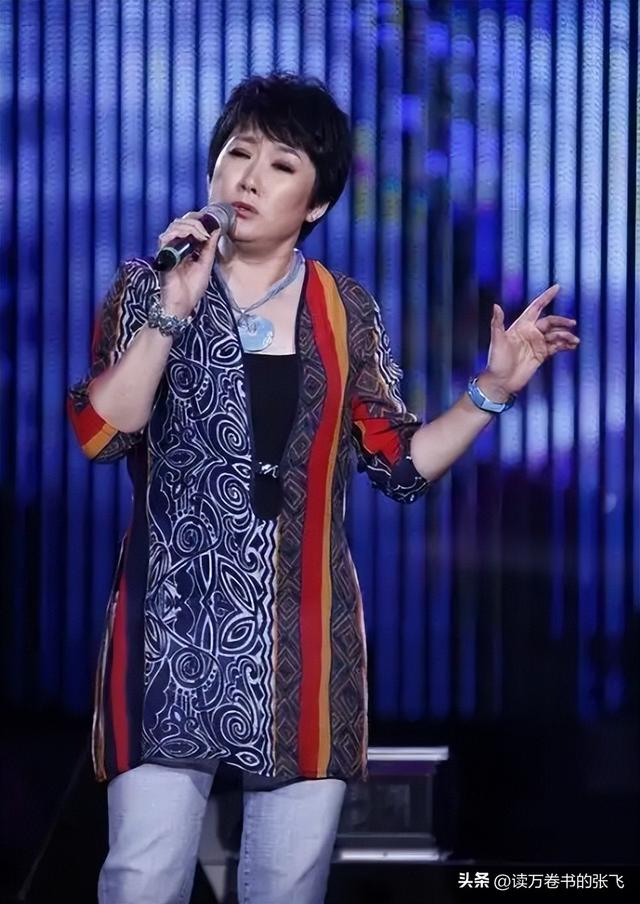 77岁王刚没想到，离婚24年，成方圆会以这种方式，给自己上了一课