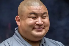 和尚们每天吃素，为何各个都是肥头大耳？看看他们的伙食就懂了图片
