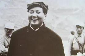 1957年毛主席途经沈阳，问军区司令：黄毛丫头呢？我要吃她做的饭图片