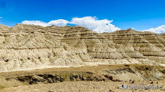 玛琅峡谷，札达土林最佳观赏点之一，有绝佳的日出日落和星空银河