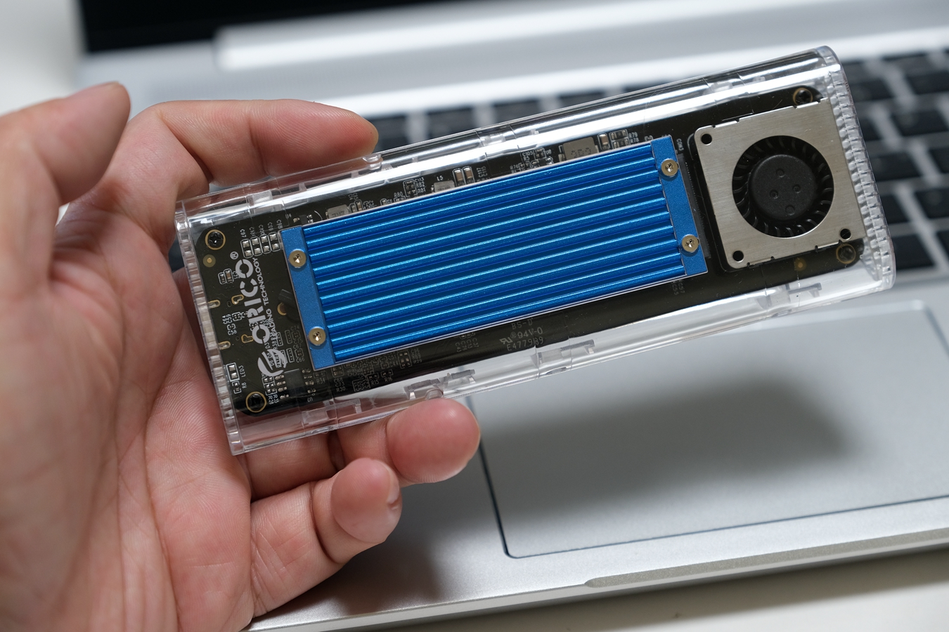 追求飞快的感觉,ORICO J-20 SSD+USB4硬盘盒套装评测