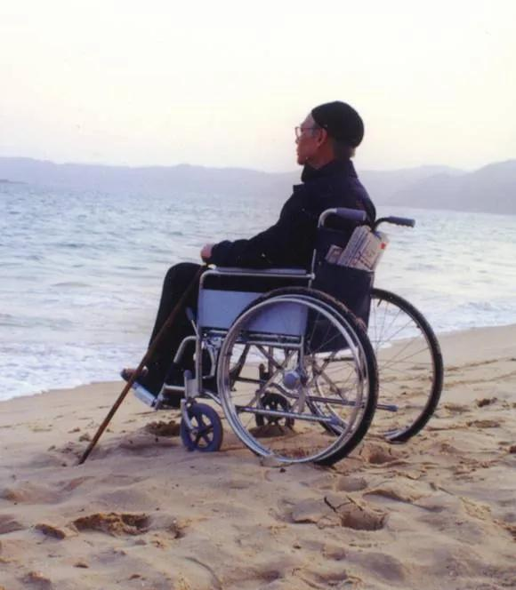 张学良晚年透惊天秘密：杨虎城遭老蒋灭门，因为西安事变主角是他