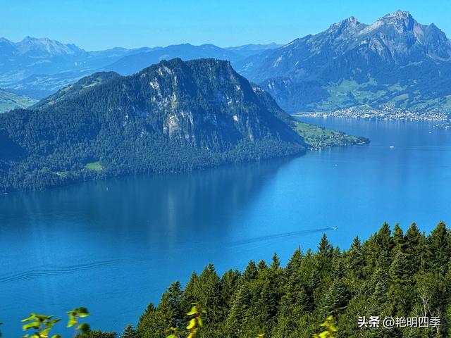 欧游杂记（5）‖ 齿轮火车几上几下瑞吉山，缆车凌空飞跃韦吉斯