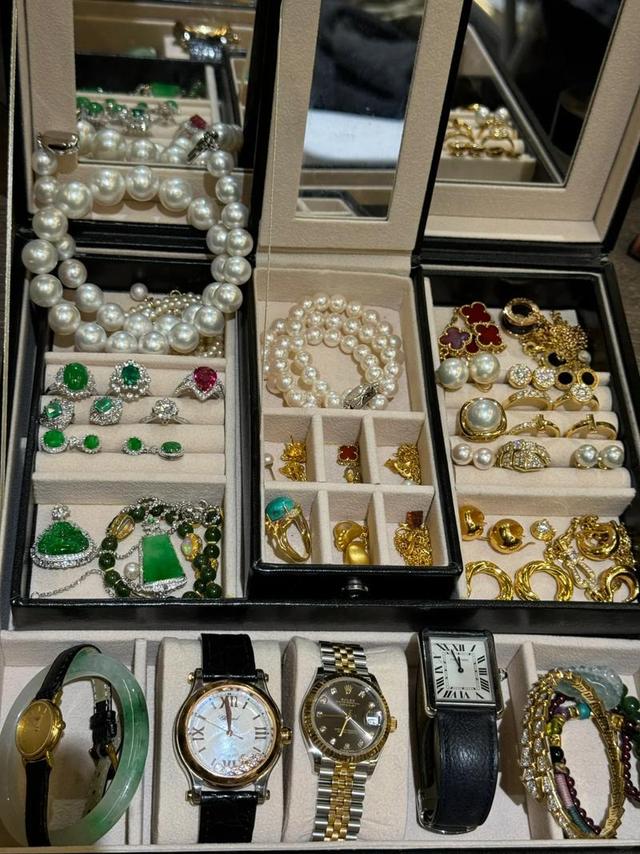 漂亮首饰暗藏毒！央视曝重金属超标9000倍，很多人的首饰盒里都有