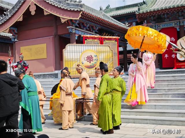 本地人不常去的开封府,但外地游客真不少