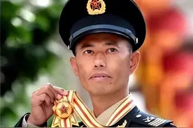 参军34年 当了25年班长，师长见了他也得敬礼，二炮永远的“兵王”图片