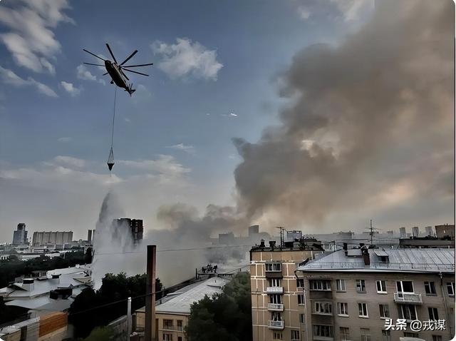 西方制裁成笑话？俄导弹拆出美零件，美财长脸都绿了