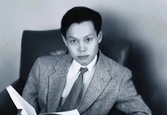 杨振宁走了，伴随在他身上的3个疑问，也该解开了