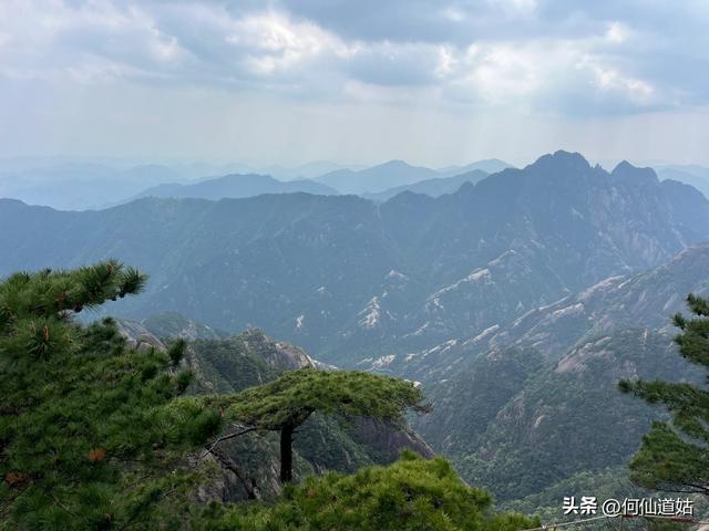 黄山百步云梯