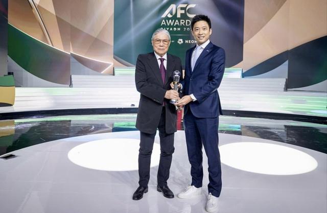 结婚13年，44岁郭晶晶再次迎来喜讯，全网恭喜，终于等到这一天