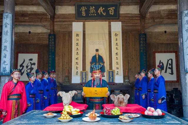 从楹联到祠堂……读懂西递这座千年古村 | 皖美冬日 | 第十五届安徽国际文化旅游节