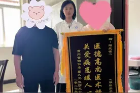 头顶稀疏，头发还又细又软，变黑变粗的方法，脱发的朋友要知道图片