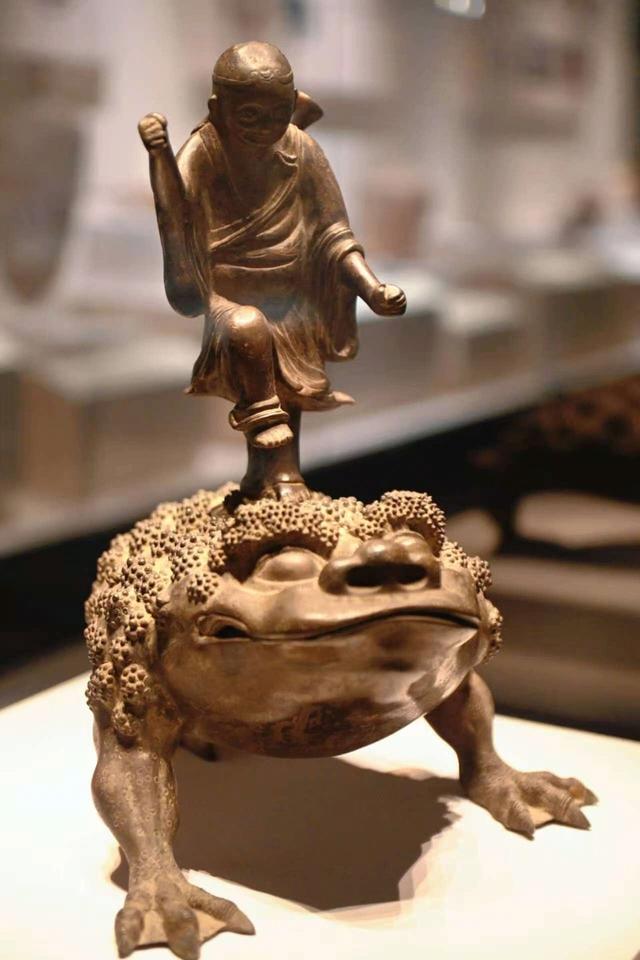 觅天水文明根脉 攀麦积绝壁赏千年泥塑 入伏羲古庙寻始祖古踪