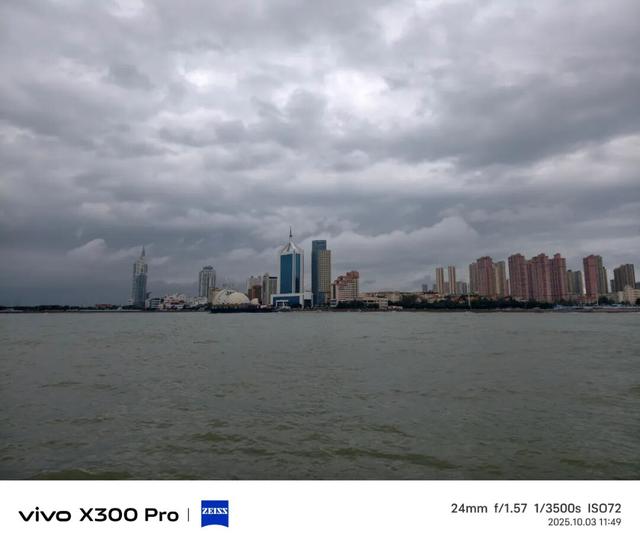 vivo X300系列评测：同级巅峰影像 出片易如反掌