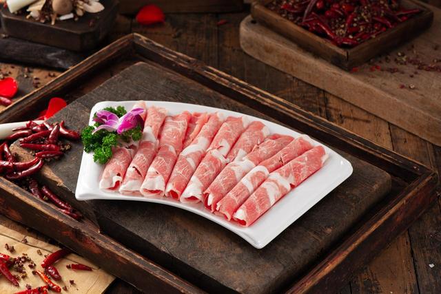 梨和这些食物一起吃功效加倍，但有些情况不适合吃~~
