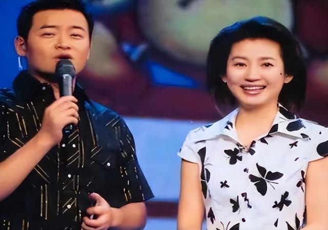 曾是央视名嘴，31岁因一句话离开央视远赴美国，50岁的他怎么样了