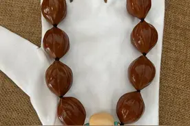 橄榄核手串花了怎么办？别担心，这不是毛病，不用担心！图片