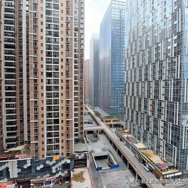 贵阳市：历史上多次大移民奔向这里；如今，亚洲最大社区褒贬不一