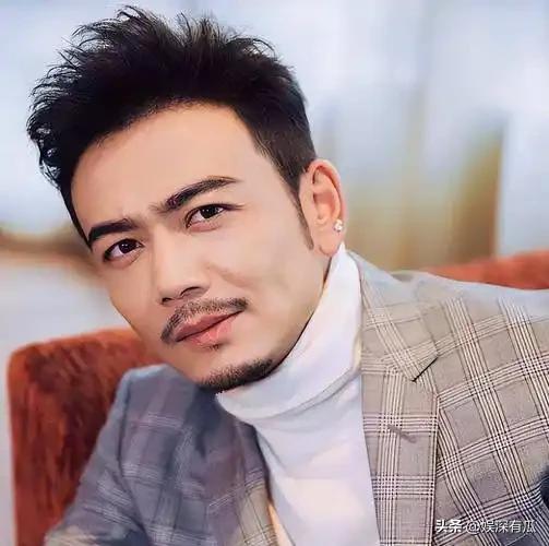 不顾央视警告顶风作案，与刘涛传绯闻的杨烁，如今下场怪不得别人