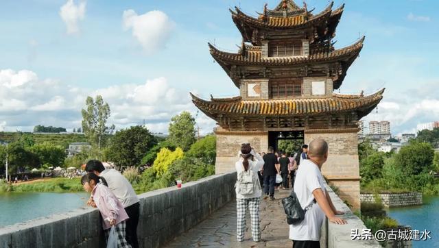 国庆中秋长假期间 双龙桥古韵与新趣田园体验受热捧