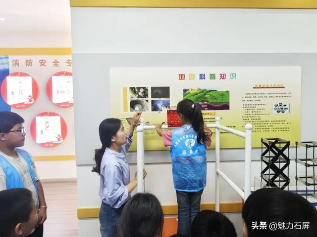 异龙镇这场“科技奇幻之旅”，点亮了孩子们眼中的光！