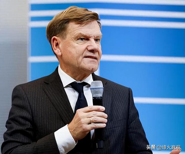 行程结束，德国外长离开北京，临走前提出2个要求，中方态度明确