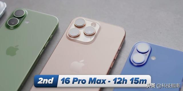 实测13小时！iPhone 17 Pro Max碾压三星S25U，Air仅7小时哭了