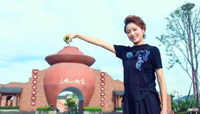 今晚21:35，诗行长江第三季《荣昌之旅》（上）开播！看荣昌陶里藏着多少诗意与力量